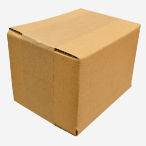 Caja precintada con Cinta de papel kraft engomado marrón liso 60 mm x 200 m 60 gr.