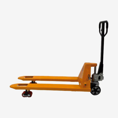 Transpaleta manual con ruedas de goma de 2.500 Kg lateral levantado