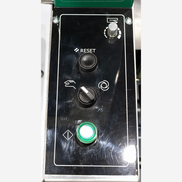Flejadora automática SPK 1601 panel de control